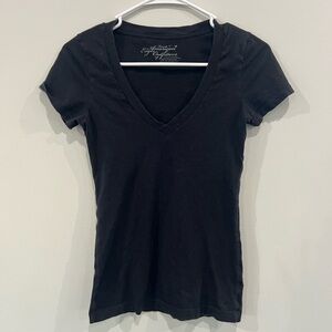 American Eagle Outfitters Black V-Neck Tee